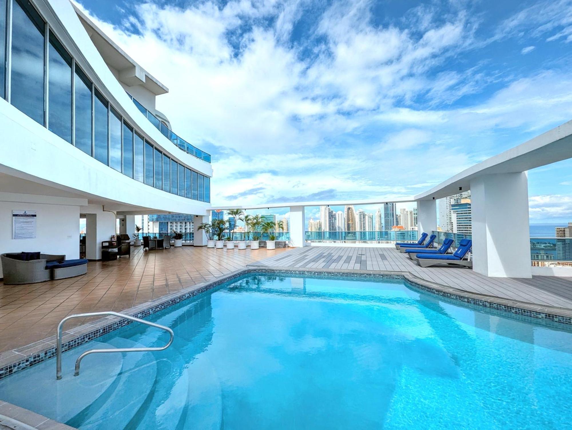 Yc 3602 L Apartamento 2Br En Av Balboa Panamaváros Kültér fotó